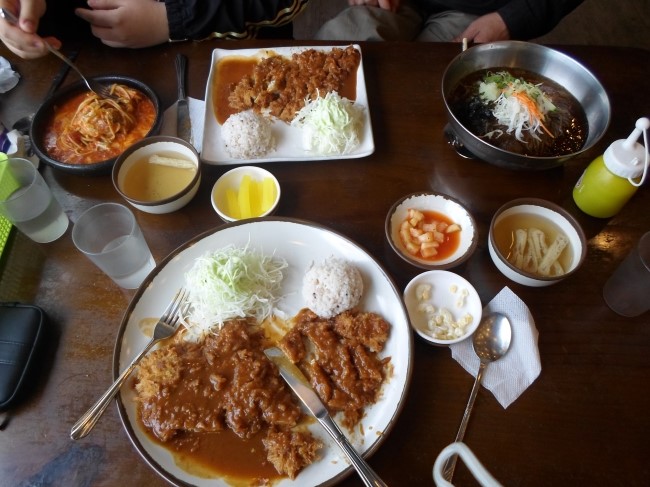 맛있게도 얌얌 이미지