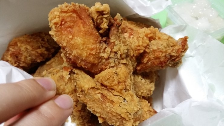 썬더치킨 이미지