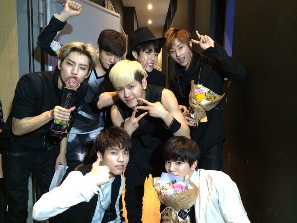 엠카우 이미지