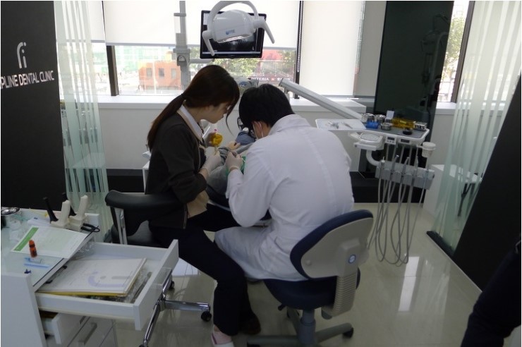 임플라인치과 이미지