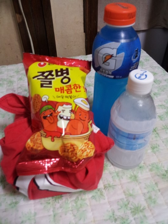 둘둘말은김밥 이미지
