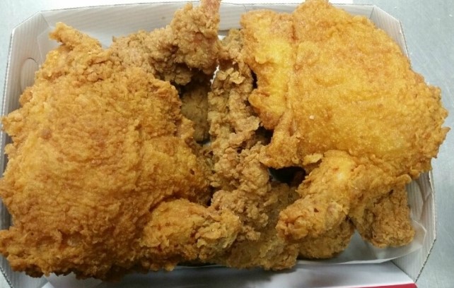 비비큐치킨, 피자 이미지