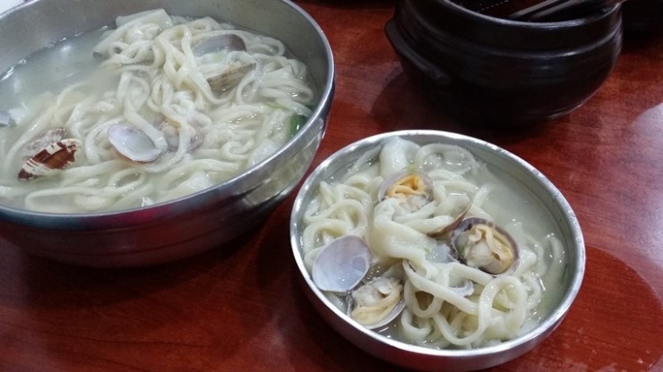 참바지락칼제비 이미지