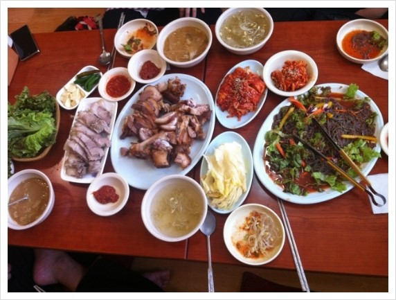 신월왕족발 이미지