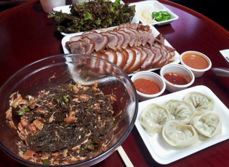 본가장충왕족발 이미지