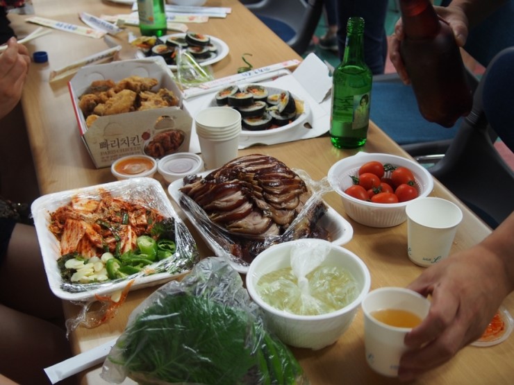 와우족발통닭 이미지