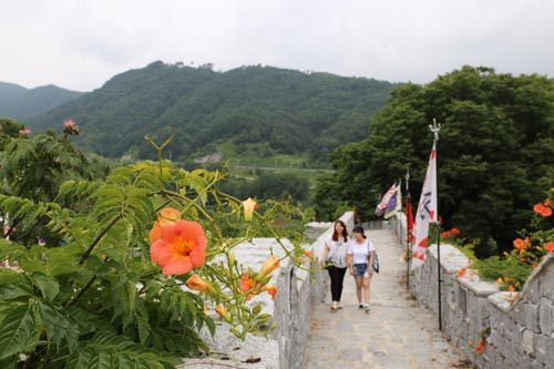 지리산멧돼지관광농원 이미지