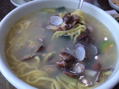 황도바지락칼국수 이미지