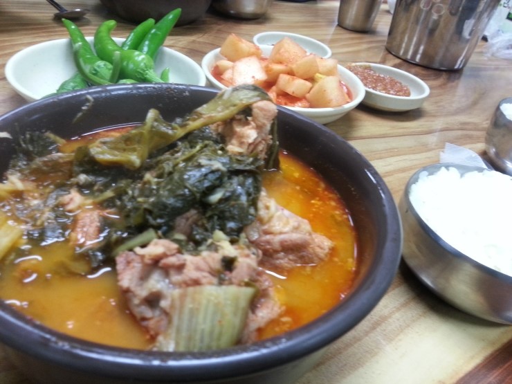 뼈다귀해장국 이미지