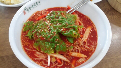 망향비빔국수 이미지