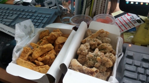 꽁스치킨 이미지