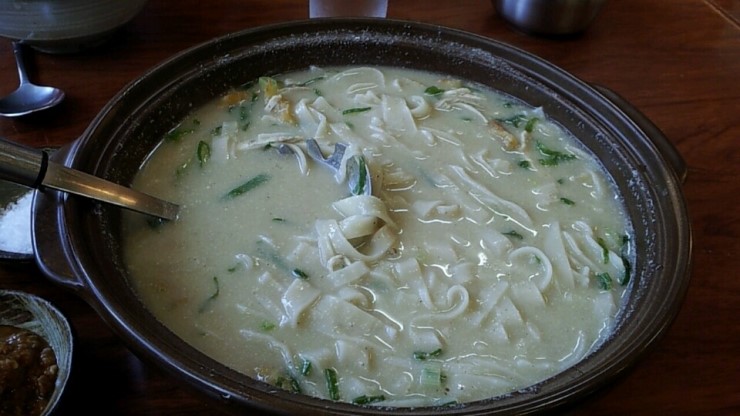 이가닭칼국수 이미지