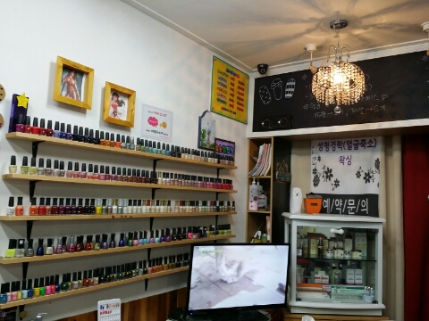 원더우먼 네일 이미지
