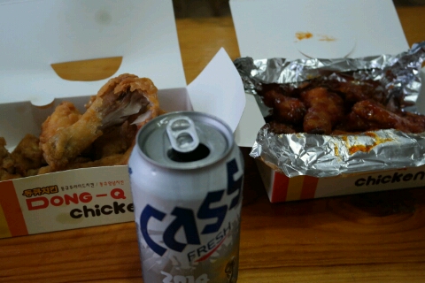 동큐치킨 이미지