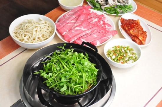 등촌칼국수 이미지