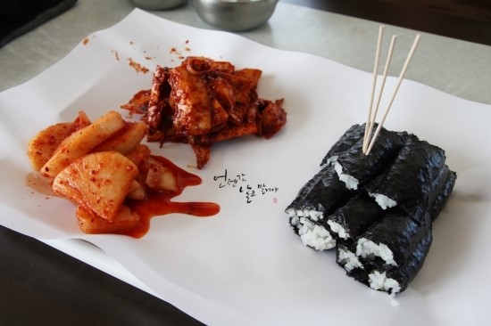 해물충무김밥 이미지