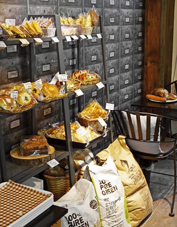 Slow bread EVER 이미지