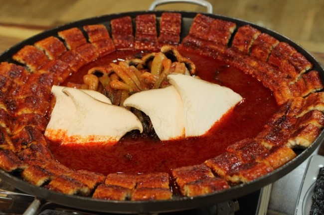 소금빛풍천장어구이 이미지
