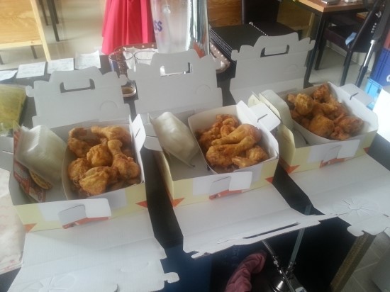 치킨파티 이미지