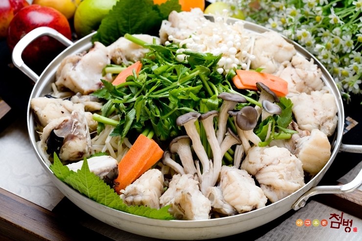 밥상과아구찜 이미지
