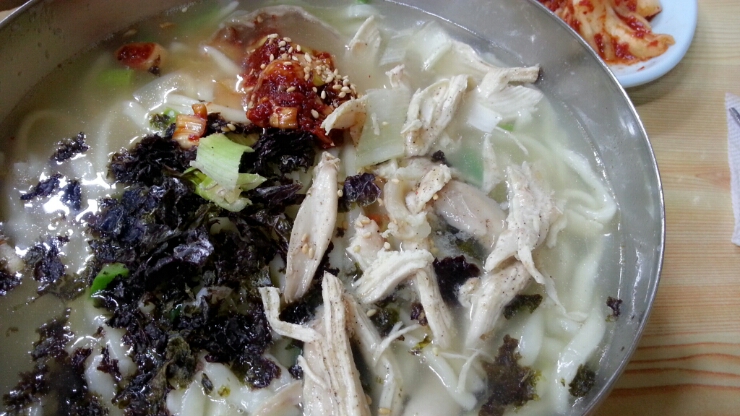닭치고칼국수 이미지