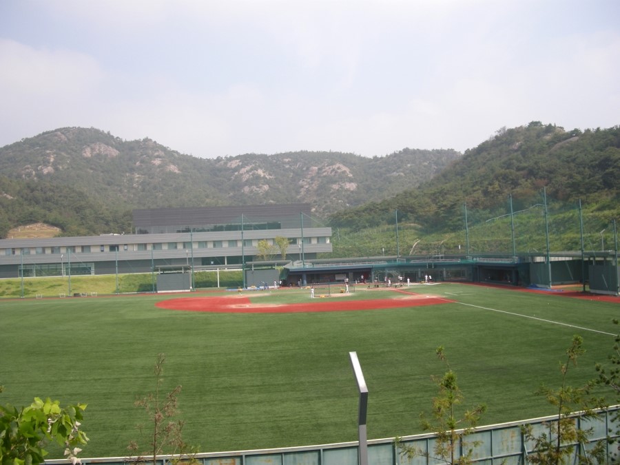 등산로 없는 산 이미지