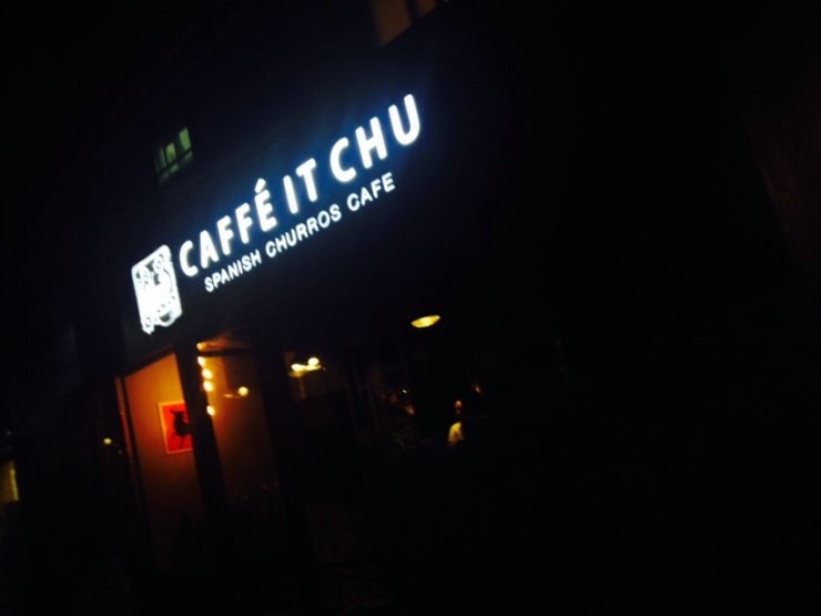 caffe&츄러스 이미지