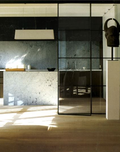 도어(Door) 이미지