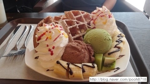 띠아모우방점 이미지