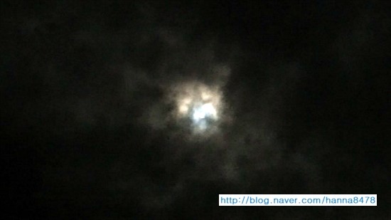 풀문(FullMoon) 이미지