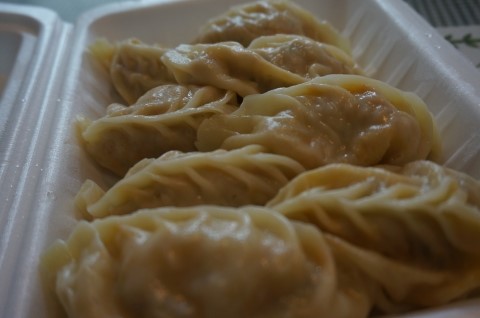만두품은칼국수 이미지