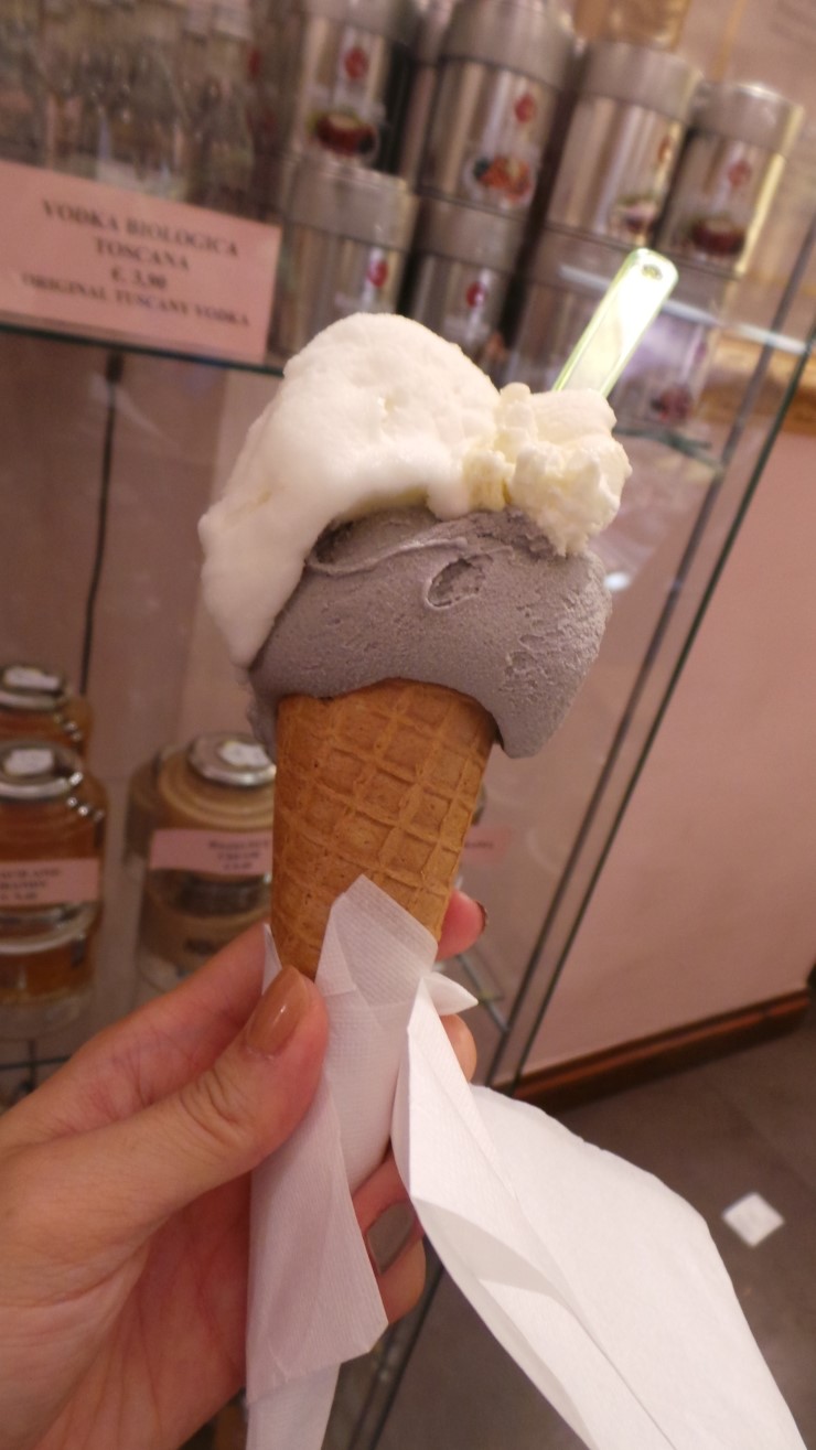 젤라떼리아에따 이미지