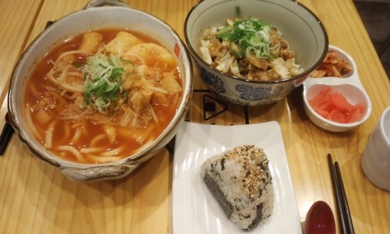 오니기리와이규동 이미지