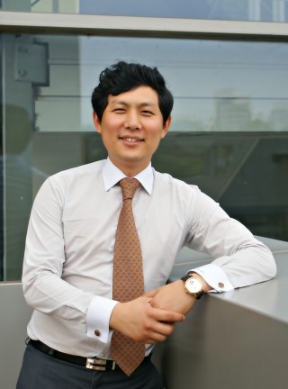 라온 영 이미지