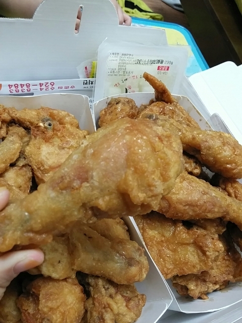 호식이두마리치킨송촌점 이미지