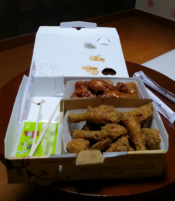 왕애두마리치킨 이미지