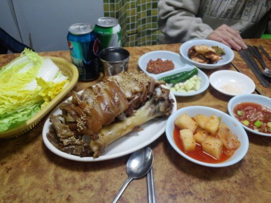 공공족발 이미지