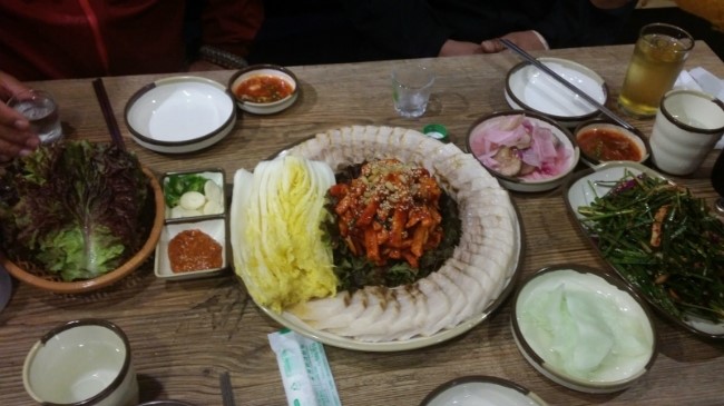 쌍둥이족발 이미지