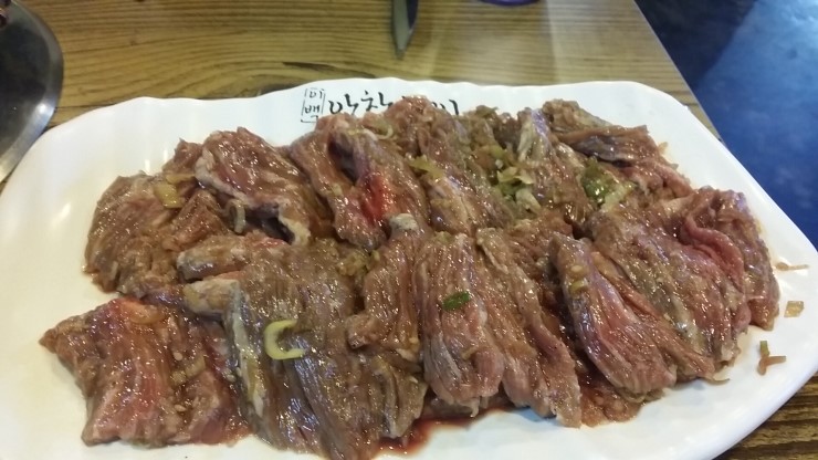 이백생고기 이미지