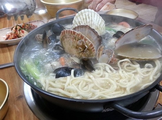 해물칼국수 이미지