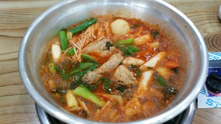 청솔칼국수 이미지