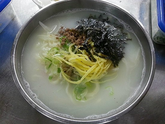 마당손칼국수 이미지