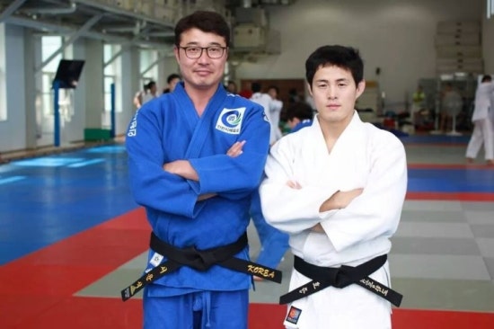 아인스유도관 이미지