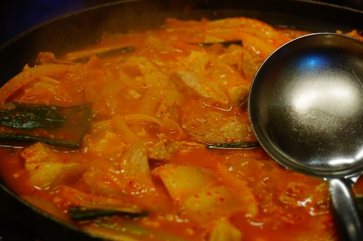 매운통돼지볶음 이미지