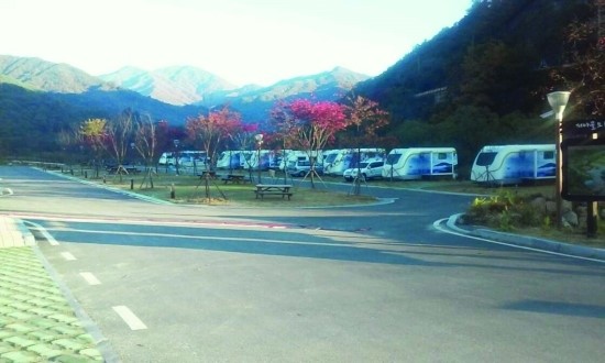 피아골오토캠핑장 이미지