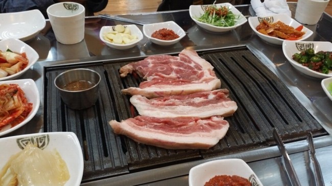 흑꽃돈 이미지