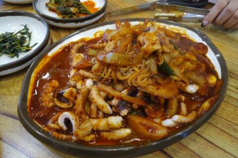 불타는낙지 이미지