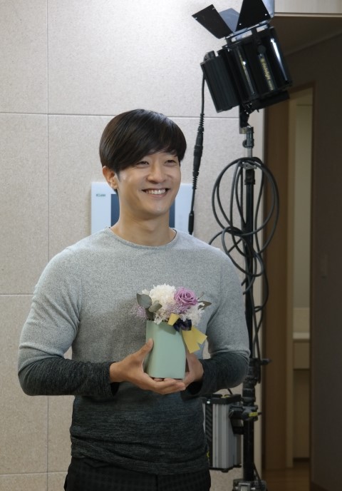 꽃다지광고 이미지