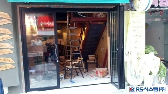 봉쥬비어 이미지