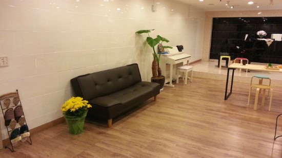 김지윤스튜디오 이미지